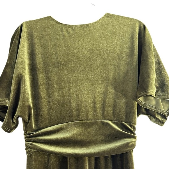 Kiyonna Verona Deep Olive Velvet Evening Size Medium - Picture 5 of 6